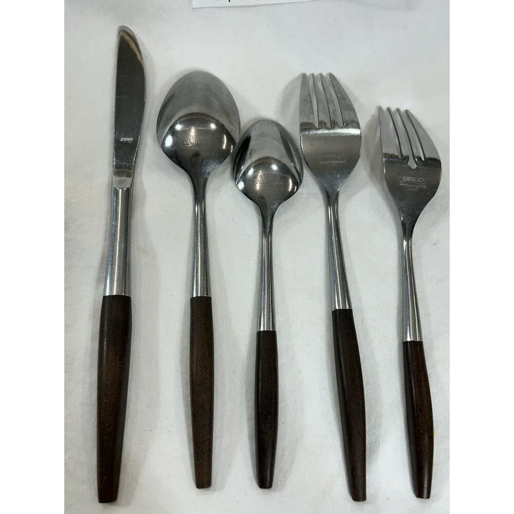 Interpur Japan 5 Pc Place Setting Brown Handle Stainless Flatware Heart Accent